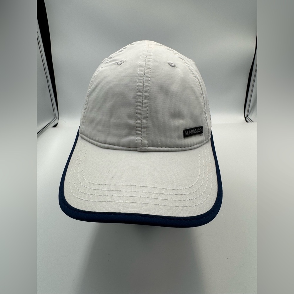 MISSION Cooling Marathon Hat White